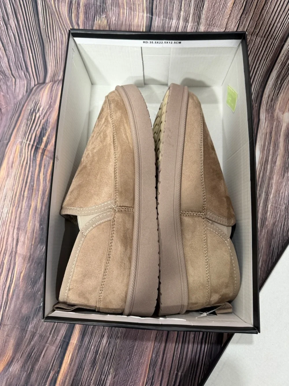 Tahari Travis Faux Fur Lined Slip-On Shoes Size 10 Taupe new with tags